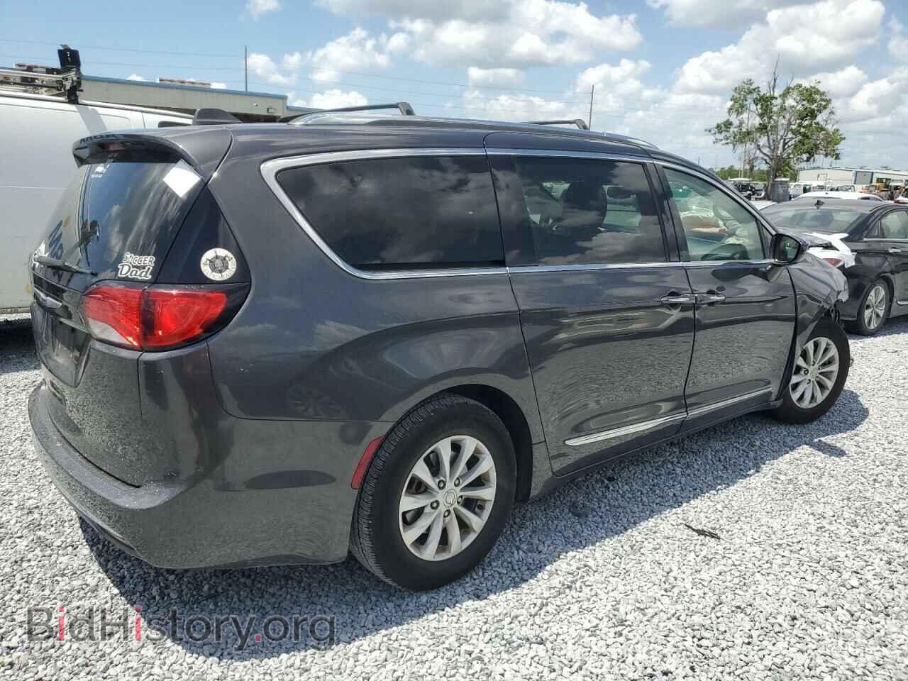 2019 CHRYSLER PACIFICA - VIN: 2C4RC1BGXKR730196 - Фото 3