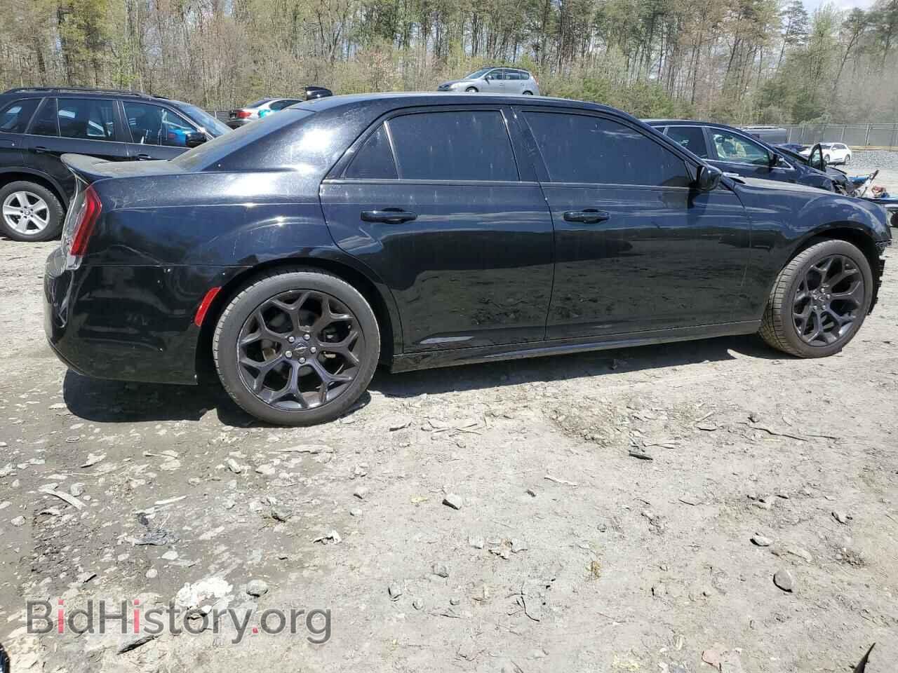 2019 CHRYSLER 300 - VIN: 2C3CCABG7KH660334 - Фото 3