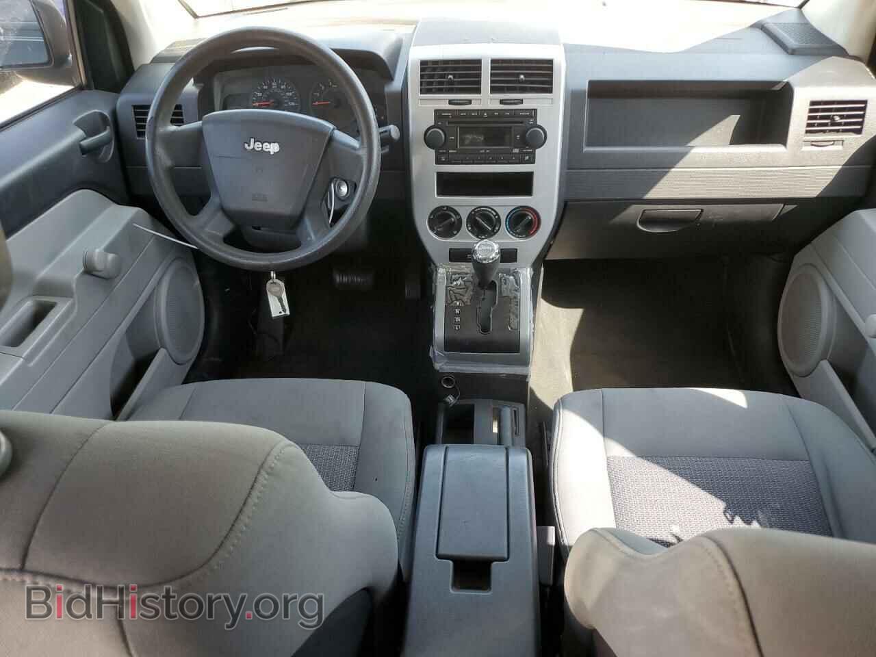 2007 JEEP COMPASS - VIN: 1J8FT47W07D416564 - Фото 8