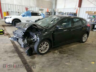 2015 Ford FOCUS SE, черный — VIN 1FADP3K2XFL307699, Copart