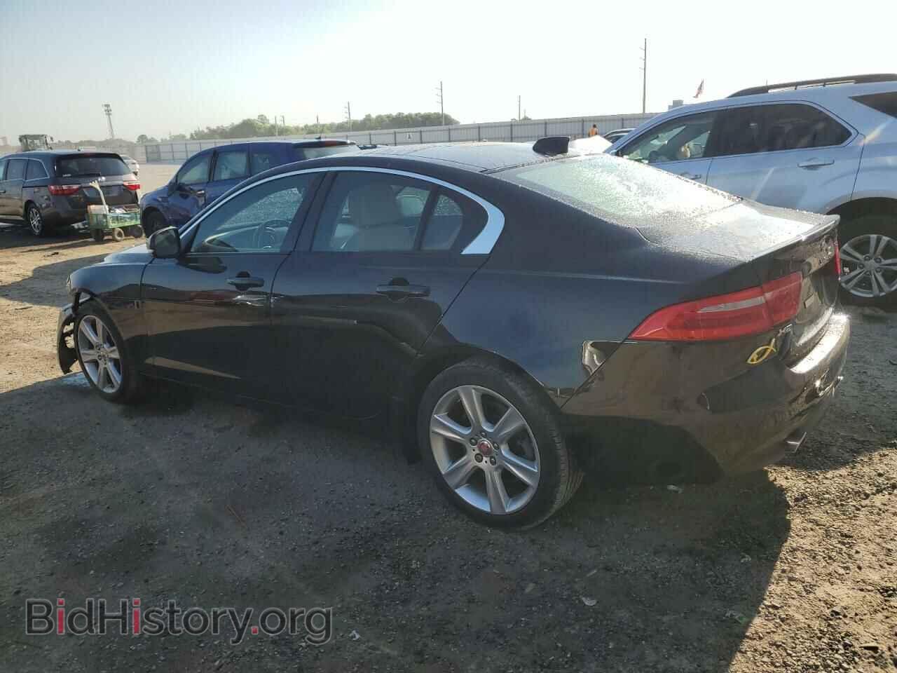 2017 JAGUAR XE - VIN: SAJAD4BGXHA979009 - Фото 2