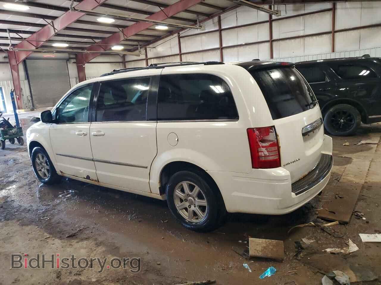 2010 CHRYSLER MINIVAN - VIN: 2A4RR5D16AR127785 - Фото 2