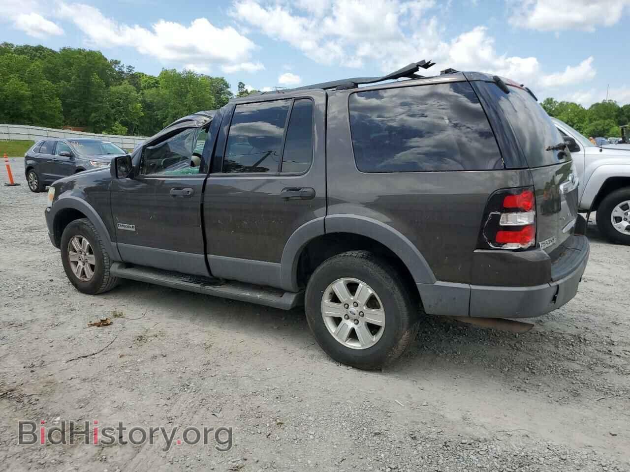 2006 FORD EXPLORER - VIN: 1FMEU63E16UA54201 - Photo 2