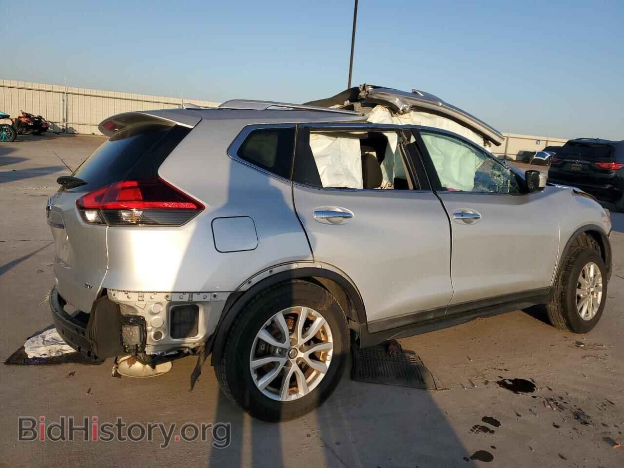 2018 NISSAN ROGUE - VIN: KNMAT2MT6JP586109 - Фото 3
