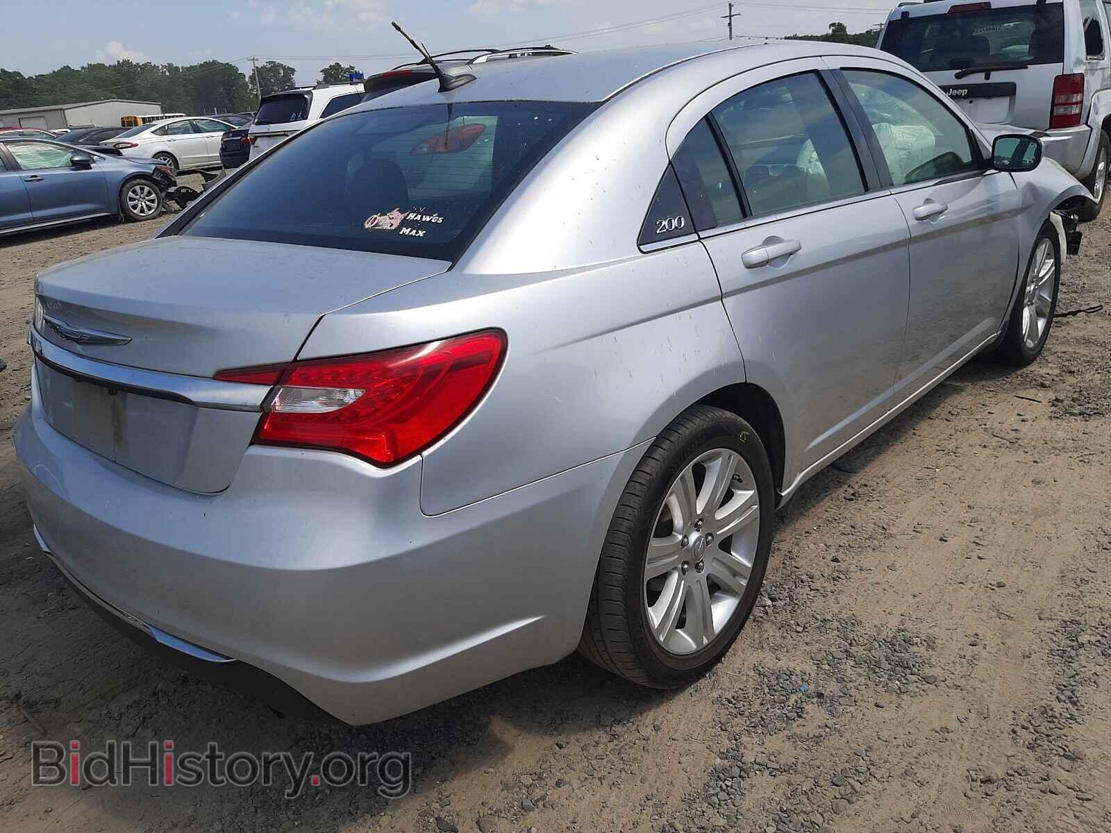 2012 CHRYSLER 200 - VIN: 1C3CCBAB7CN295500 - Фото 4