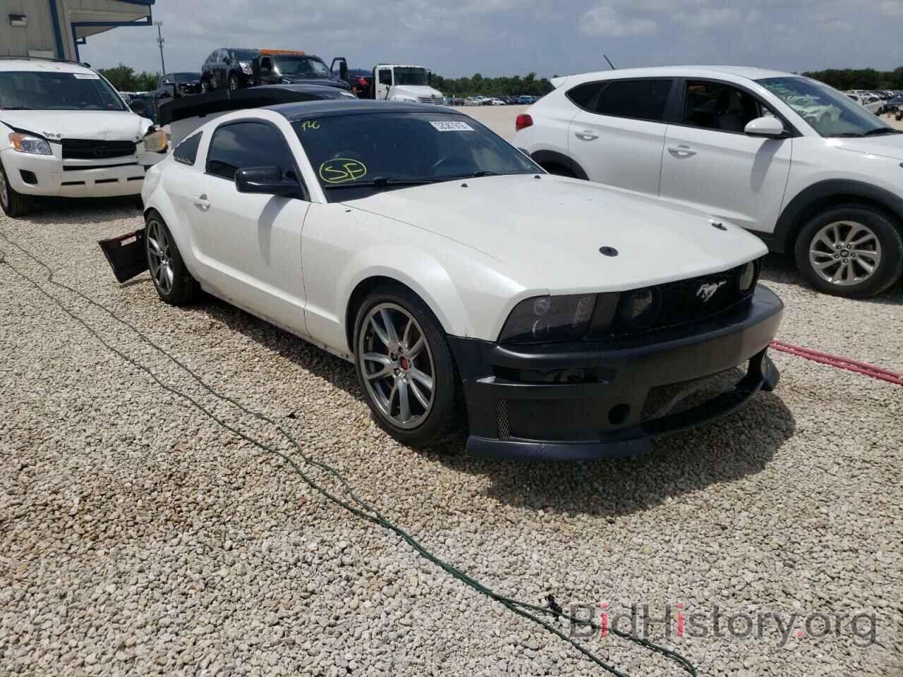 Photo 1ZVFT82H875227563 - FORD MUSTANG 2007