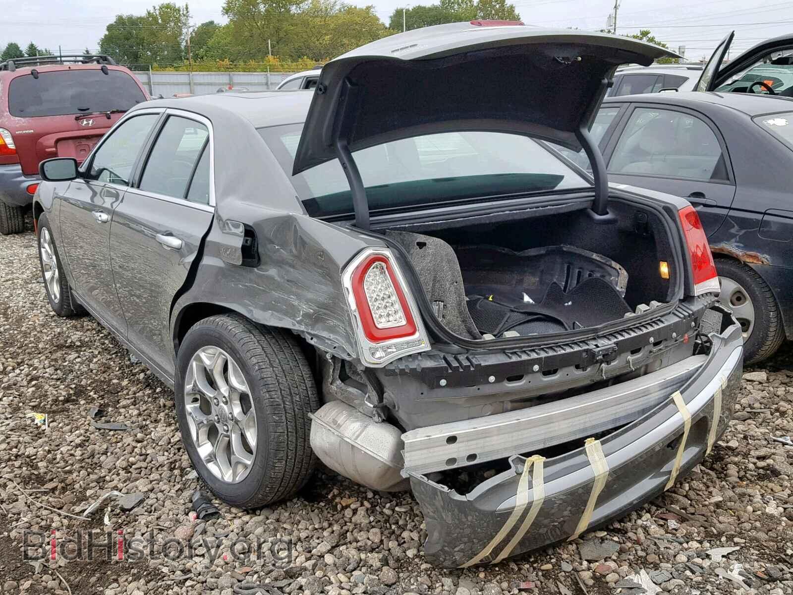 2017 CHRYSLER 300 - VIN: 2C3CCASG1HH616726 - Фото 3