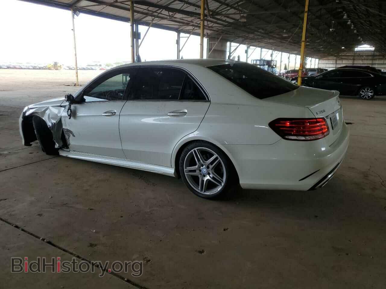 2014 MERCEDES-BENZ E-CLASS - VIN: WDDHF5KB0EA849825 - Фото 2