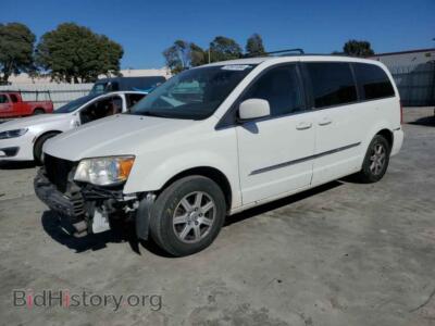 2011 Chrysler MINIVAN Touring, белый — VIN 2A4RR5DG7BR782477, Copart