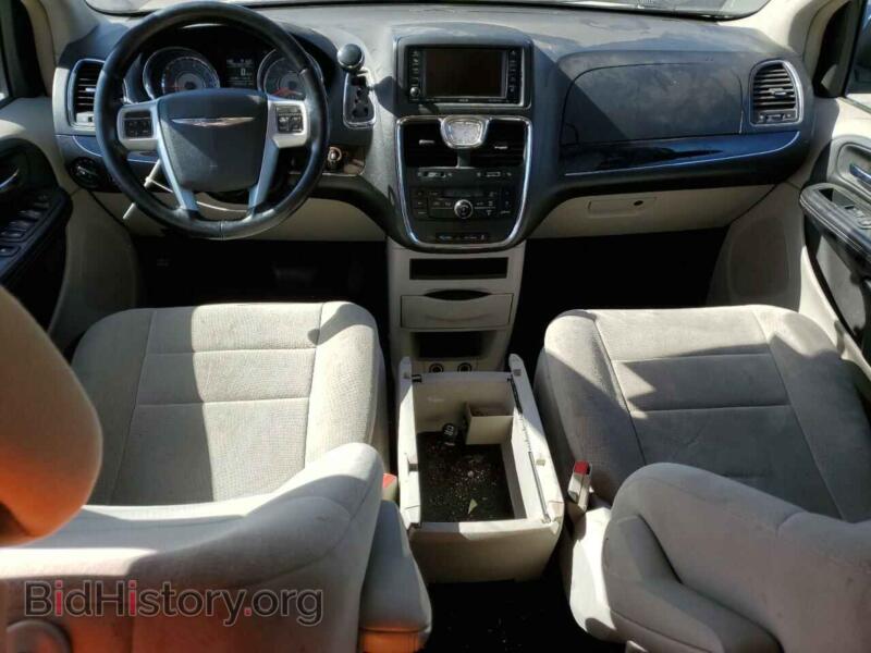 2011 Chrysler MINIVAN (VIN 2A4RR5DG7BR782477) — photo 8 of 14