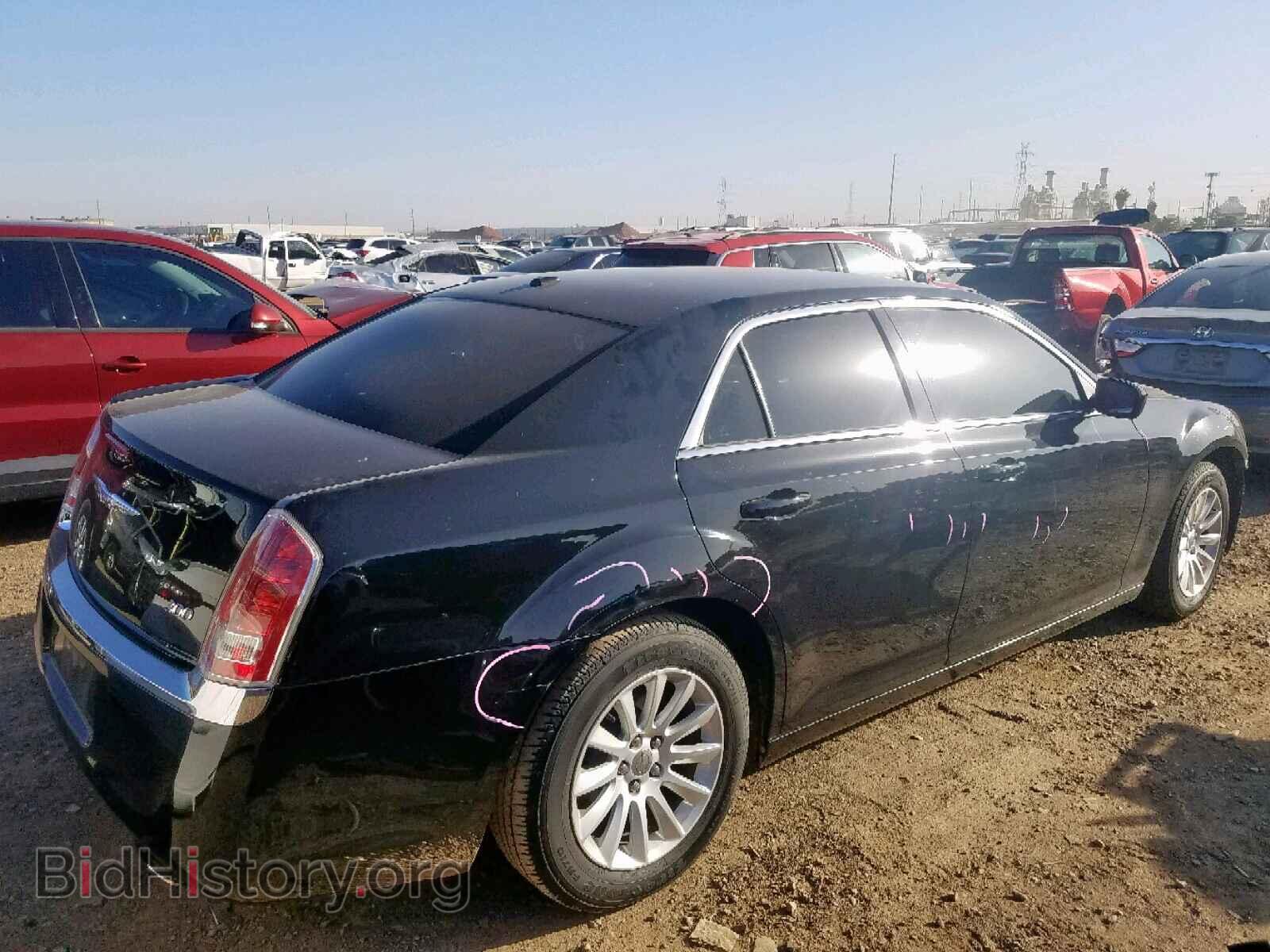 2013 CHRYSLER 300 - VIN: 2C3CCAAG7DH633669 - Фото 4
