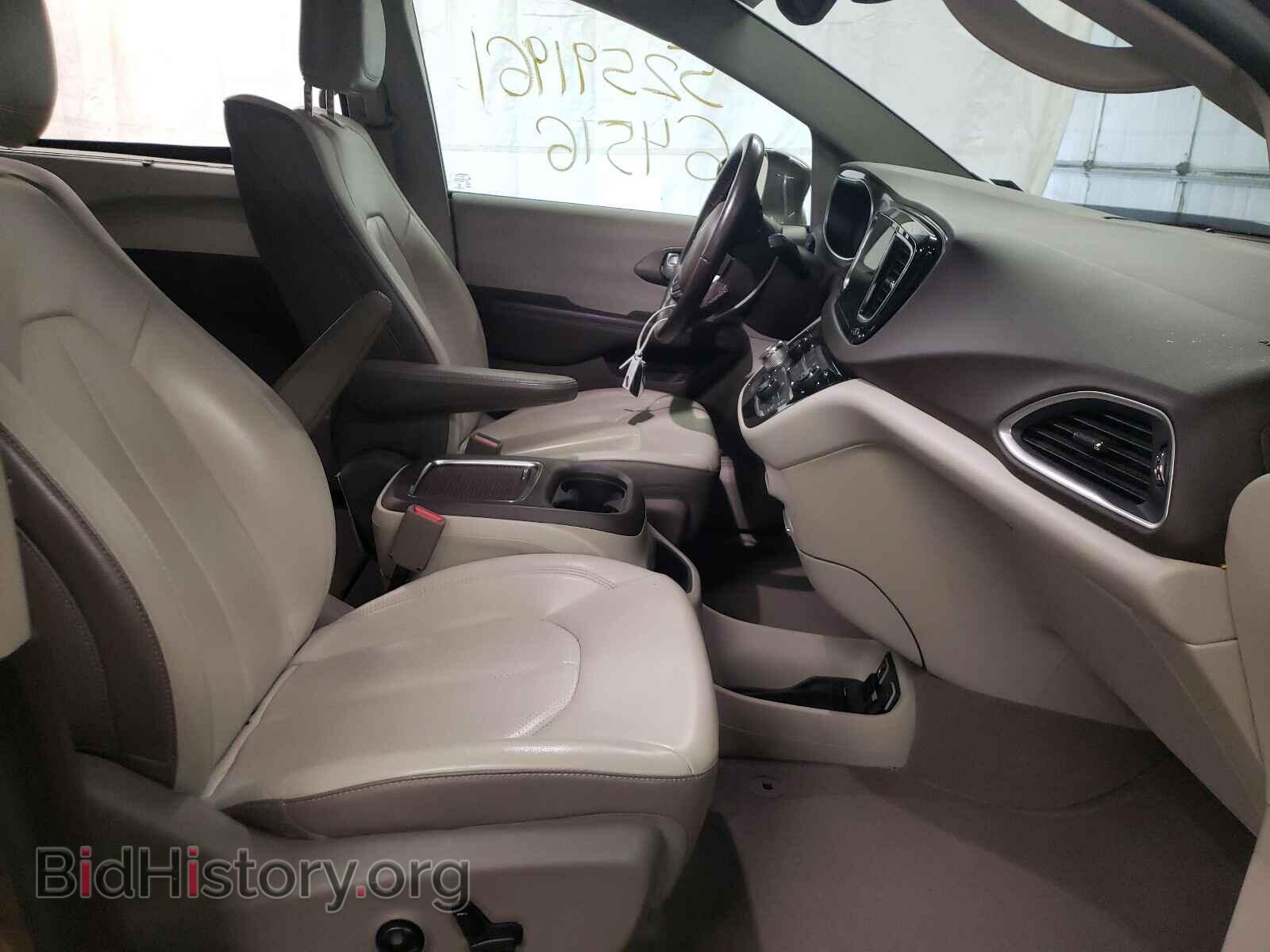 2017 CHRYSLER PACIFICA - VIN: 2C4RC1EG0HR653410 - Photo 5