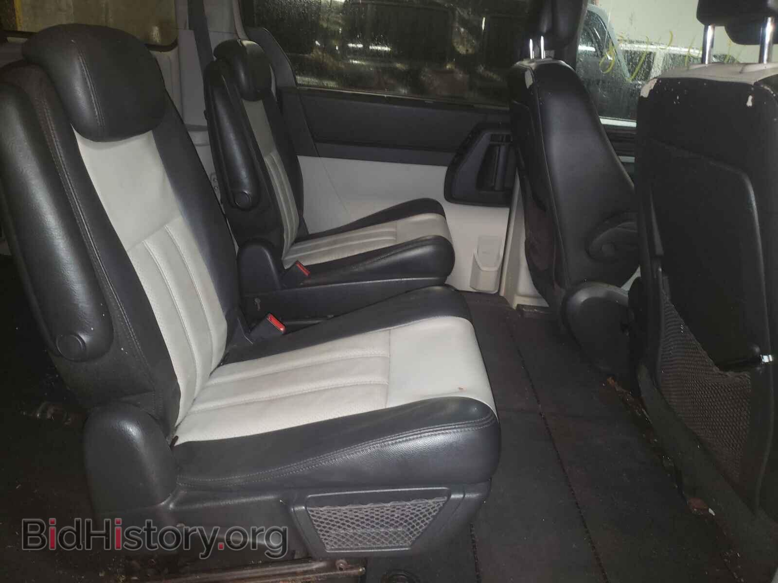 2010 CHRYSLER MINIVAN - VIN: 2A4RR8DX7AR330609 - Фото 6