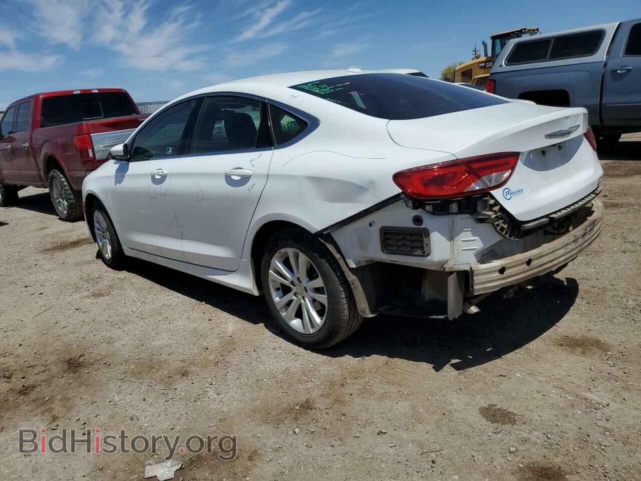 2015 CHRYSLER 200 - VIN: 1C3CCCAB5FN680290 - Фото 2