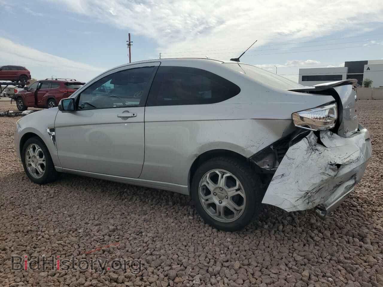 2008 FORD FOCUS - VIN: 1FAHP33N28W142422 - Фото 2