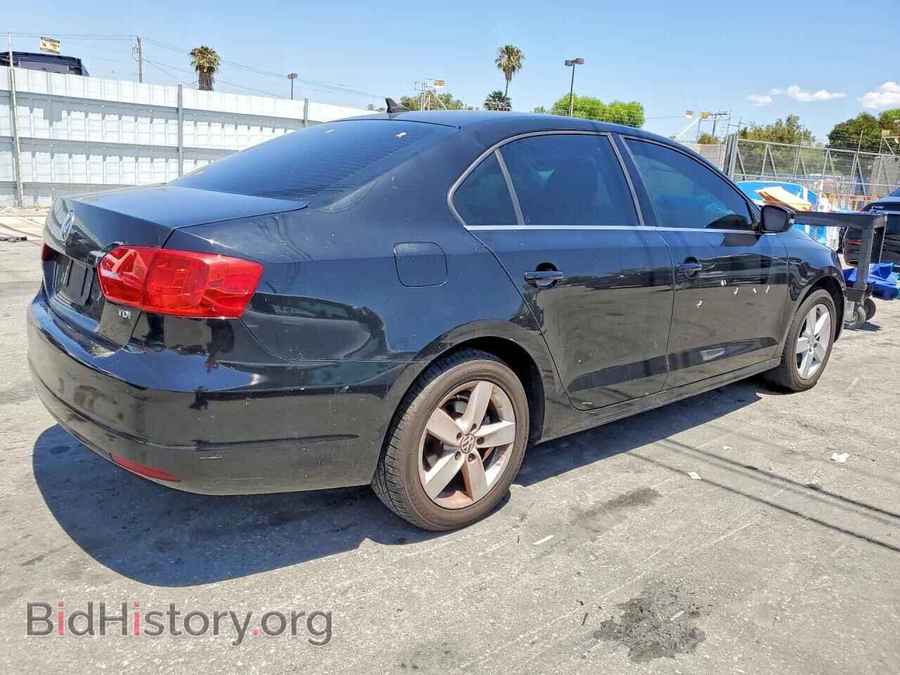 2014 VOLKSWAGEN JETTA - VIN: 3VWLL7AJ0EM372900 - Фото 3