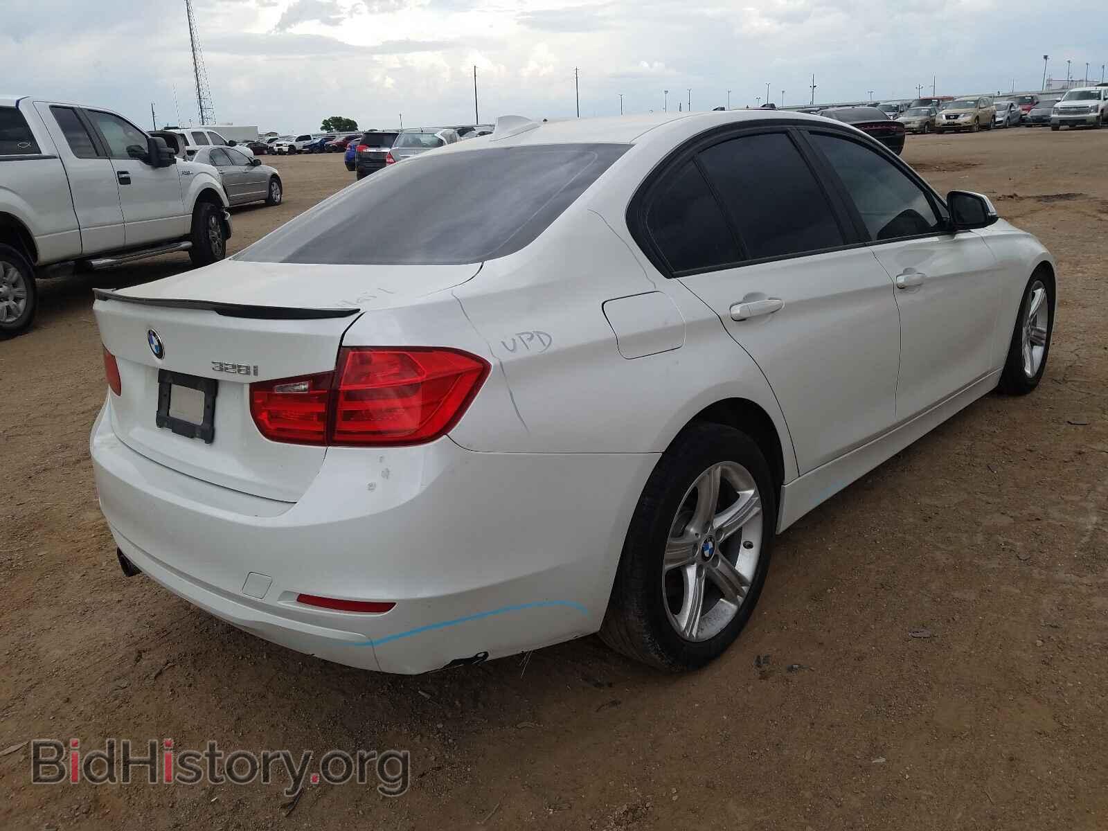 2012 BMW 3 SERIES - VIN: WBA3A5C55CF346221 - Фото 4