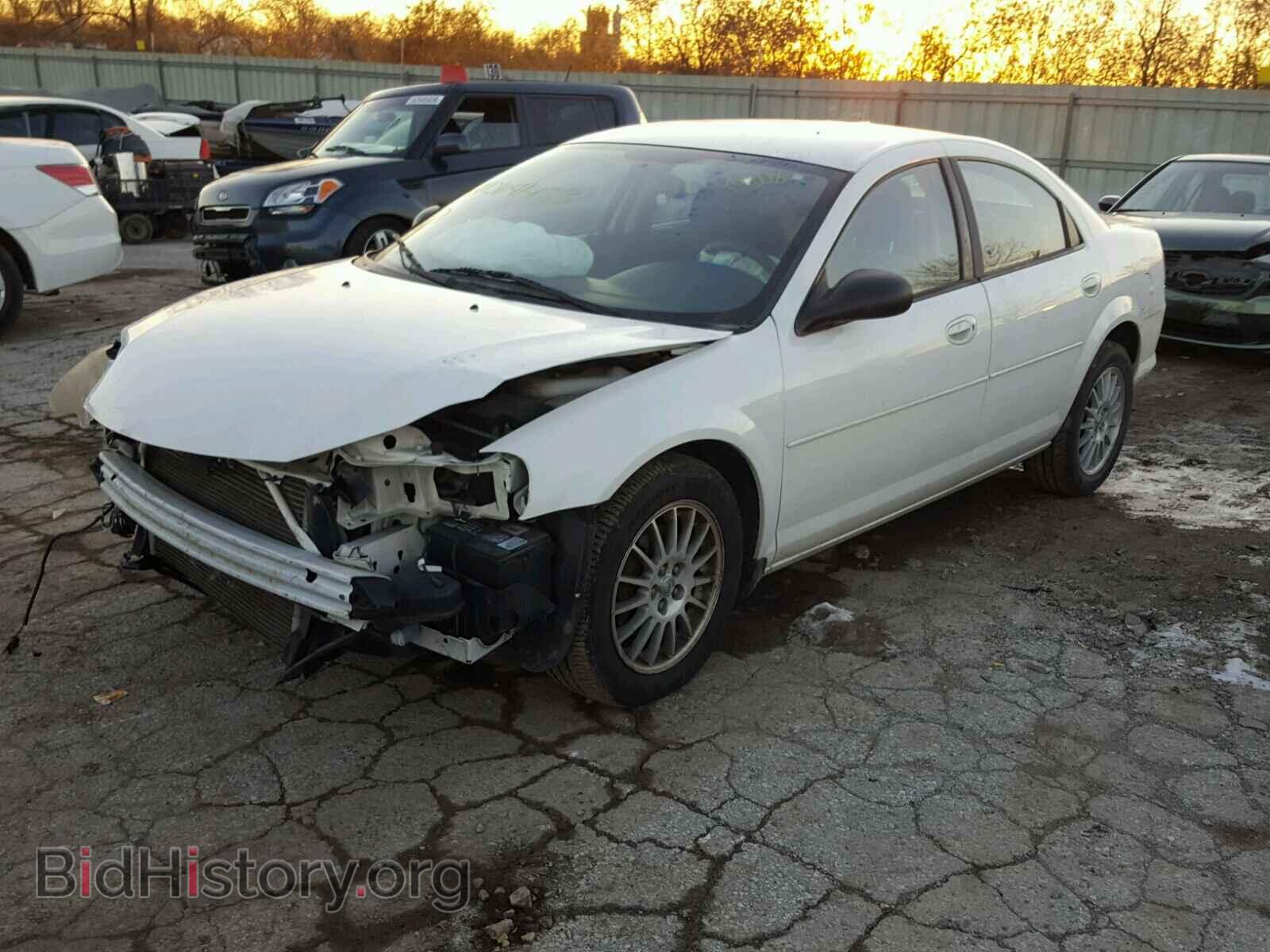 2005 CHRYSLER SEBRING - VIN: 1C3EL46X85N641453 - Фото 2