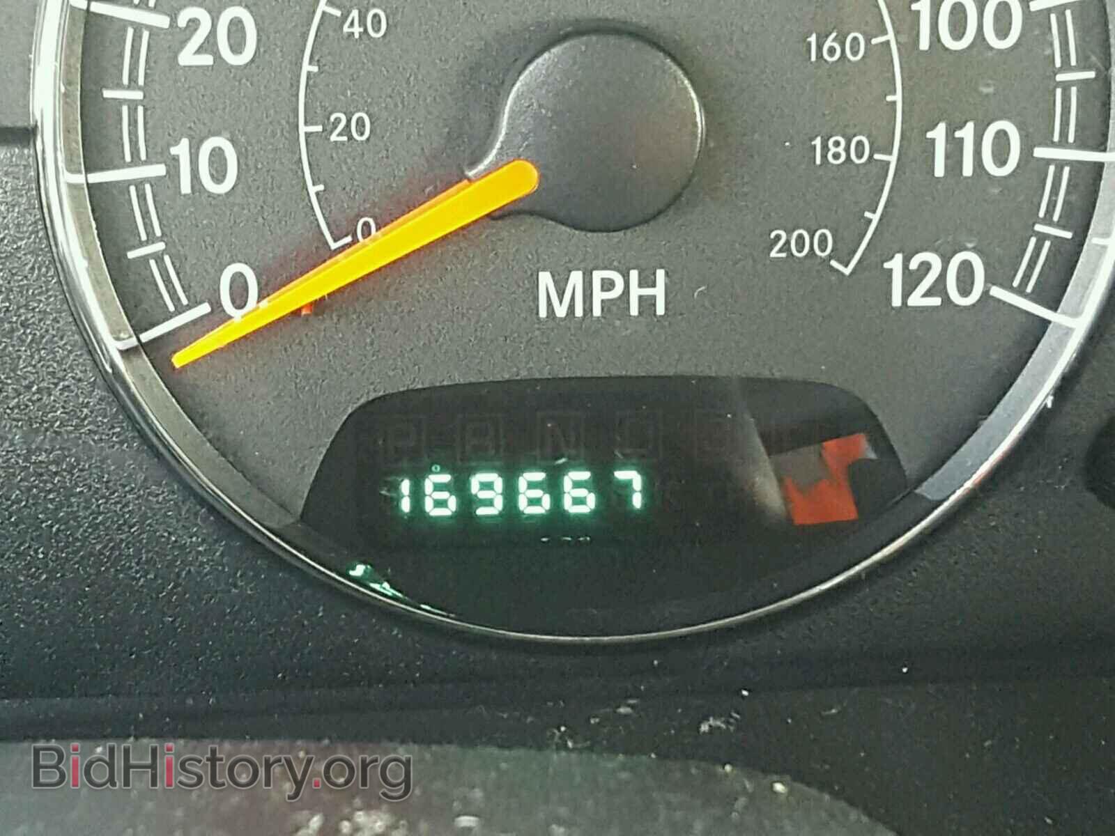 2005 CHRYSLER SEBRING - VIN: 1C3EL46X85N641453 - Фото 8