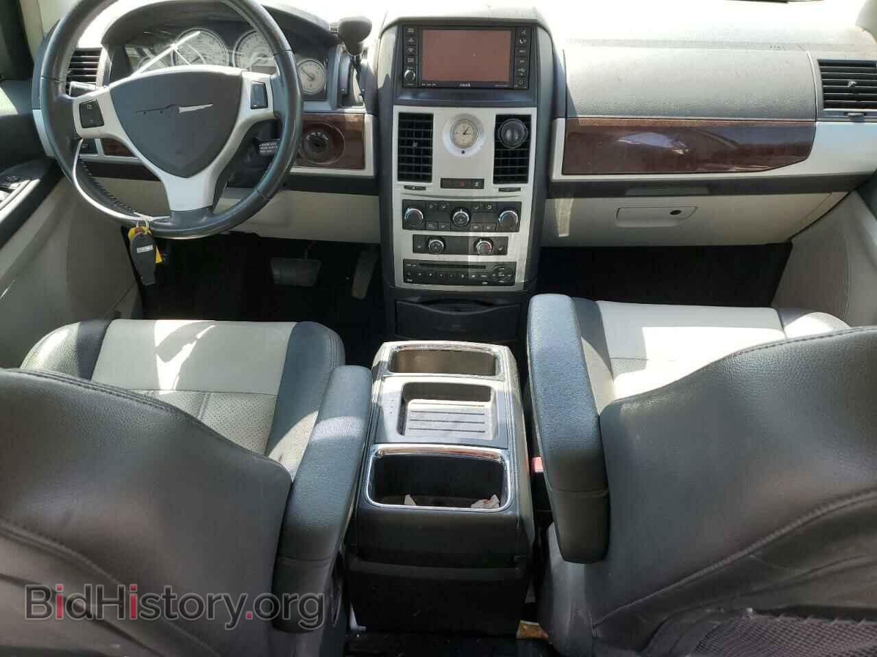 2010 CHRYSLER MINIVAN - VIN: 2A4RR8D10AR320628 - Photo 8