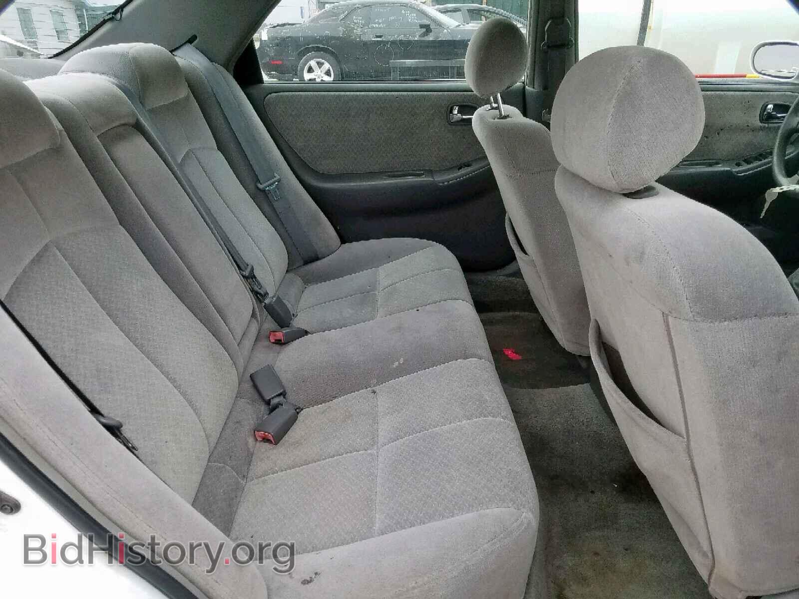 2000 MAZDA 626 - VIN: 1YVGF22CXY5122244 - Фото 6