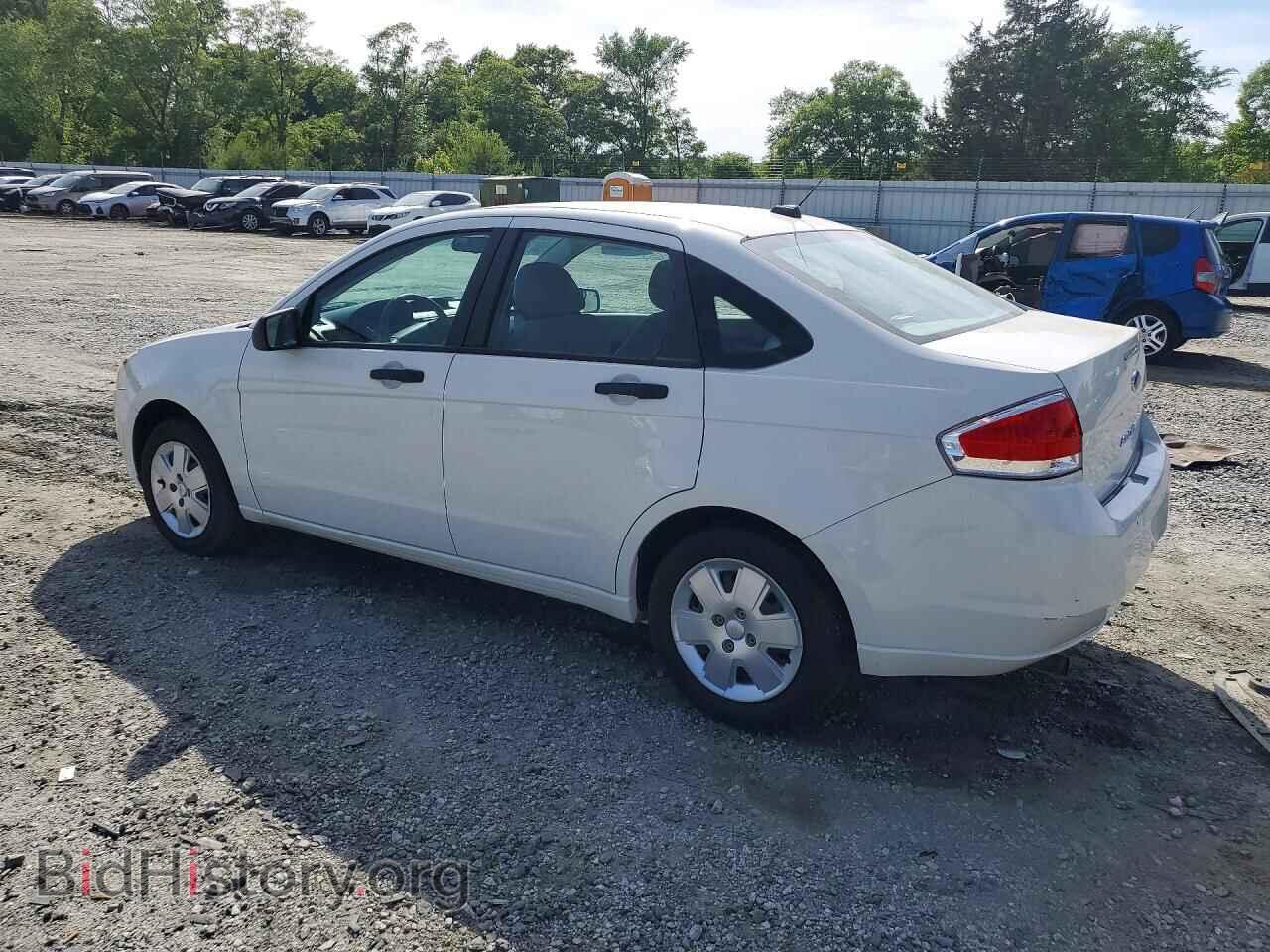 2010 FORD FOCUS - VIN: 1FAHP3EN6AW175233 - Фото 2
