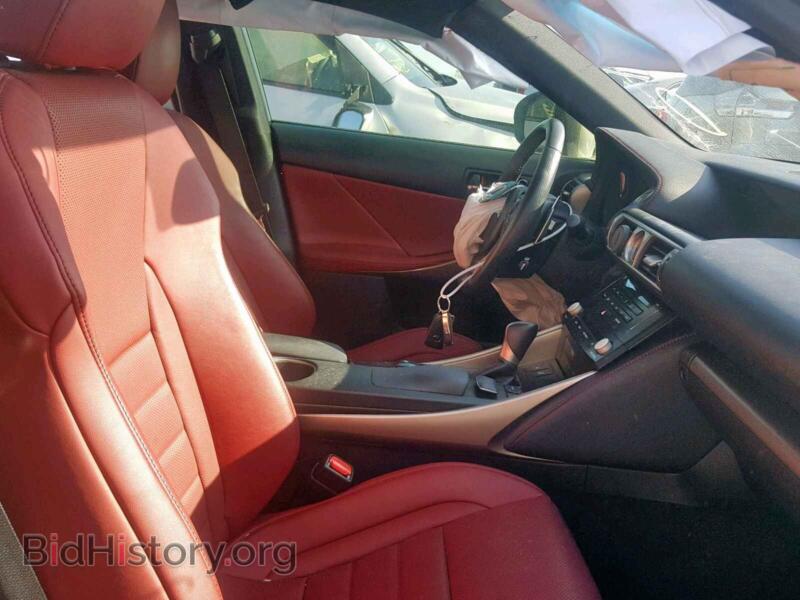 2014 Lexus IS (VIN JTHCE1D29E5002581) — photo 5 of 10