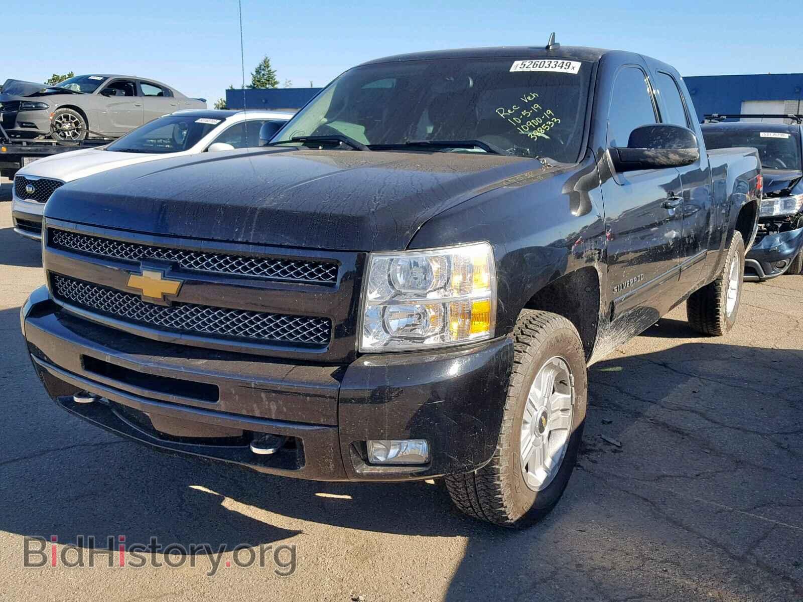 2011 CHEVROLET SILVERADO - VIN: 1GCRKSE31BZ388533 - Фото 2
