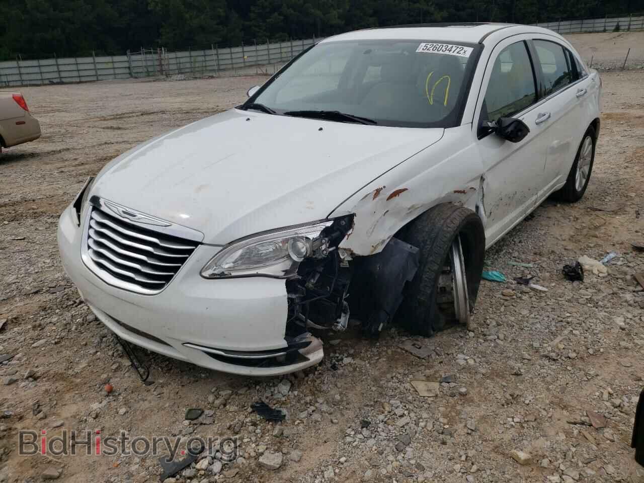 2013 CHRYSLER 200 - VIN: 1C3CCBCG0DN634852 - Photo 2