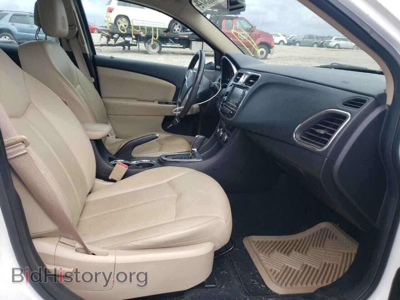 2013 CHRYSLER 200 - VIN: 1C3CCBCG0DN634852 - Photo 5