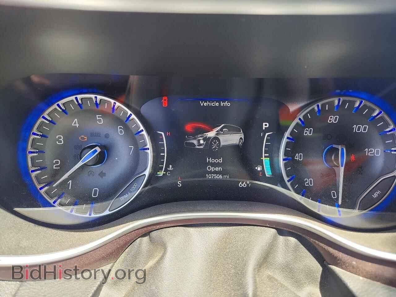 2017 CHRYSLER PACIFICA - VIN: 2C4RC1GG2HR633298 - Photo 9