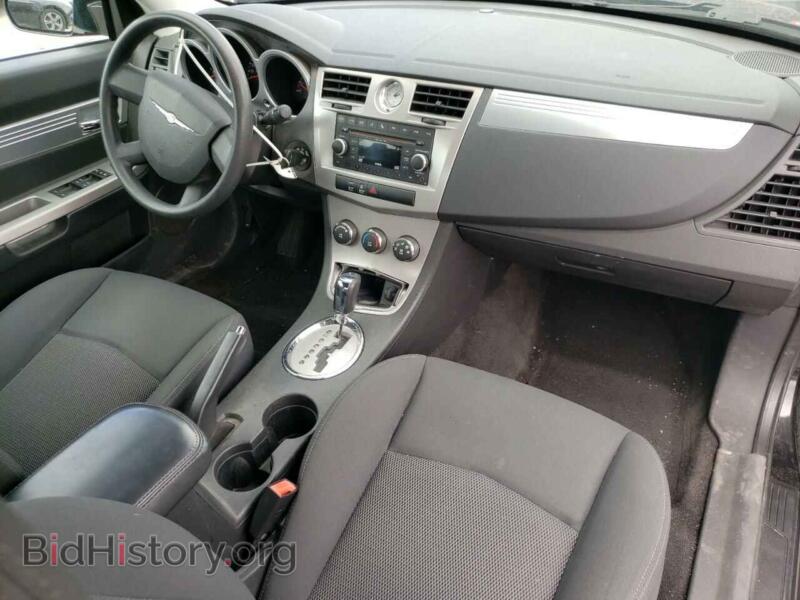 2010 Chrysler SEBRING (VIN 1C3BC5ED7AN210614) — фото 8 из 12