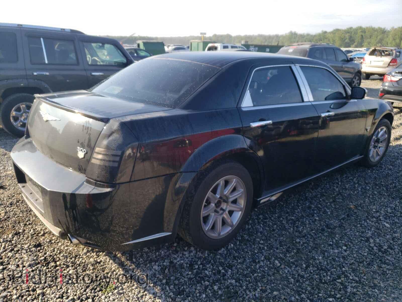 2006 CHRYSLER 300 - VIN: 2C3KA63HX6H107835 - Фото 2