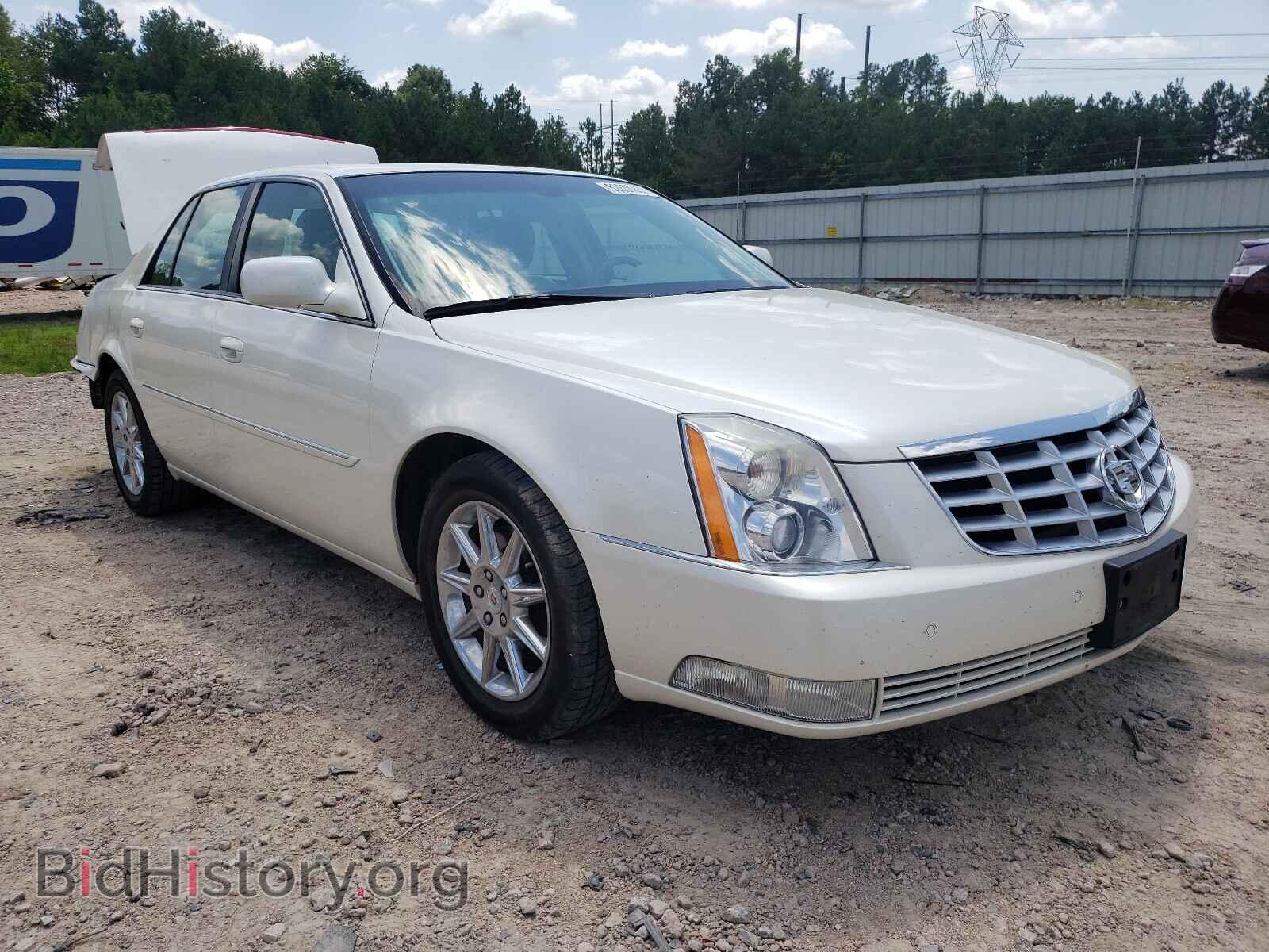 Photo 1G6KD5EY8AU117587 - CADILLAC DTS 2010