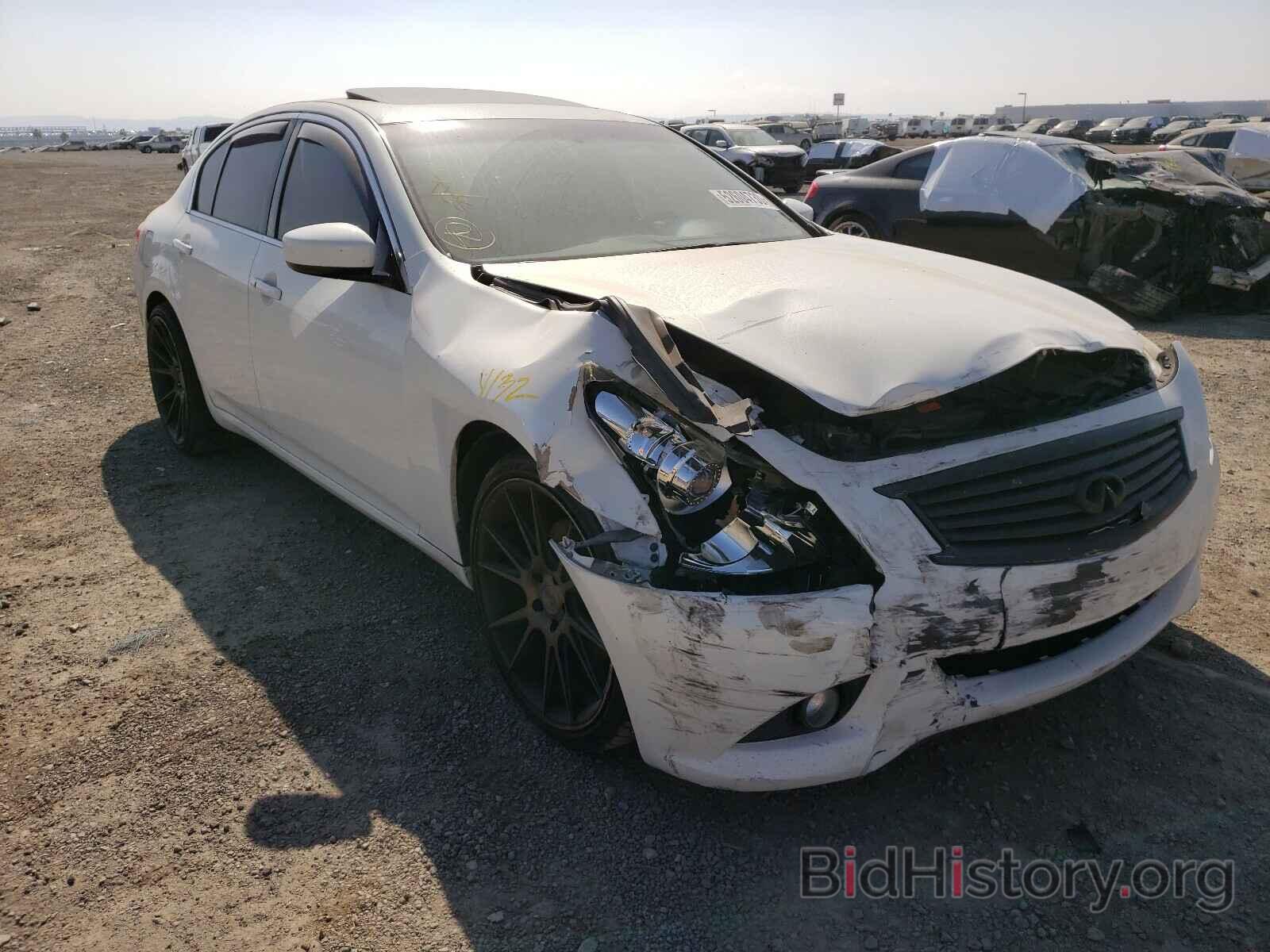 Photo JN1CV6AP7BM305104 - INFINITI G37 2011