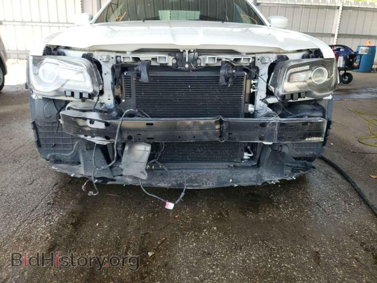 2020 CHRYSLER 300 - VIN: 2C3CCABT1LH220513 - Фото 9