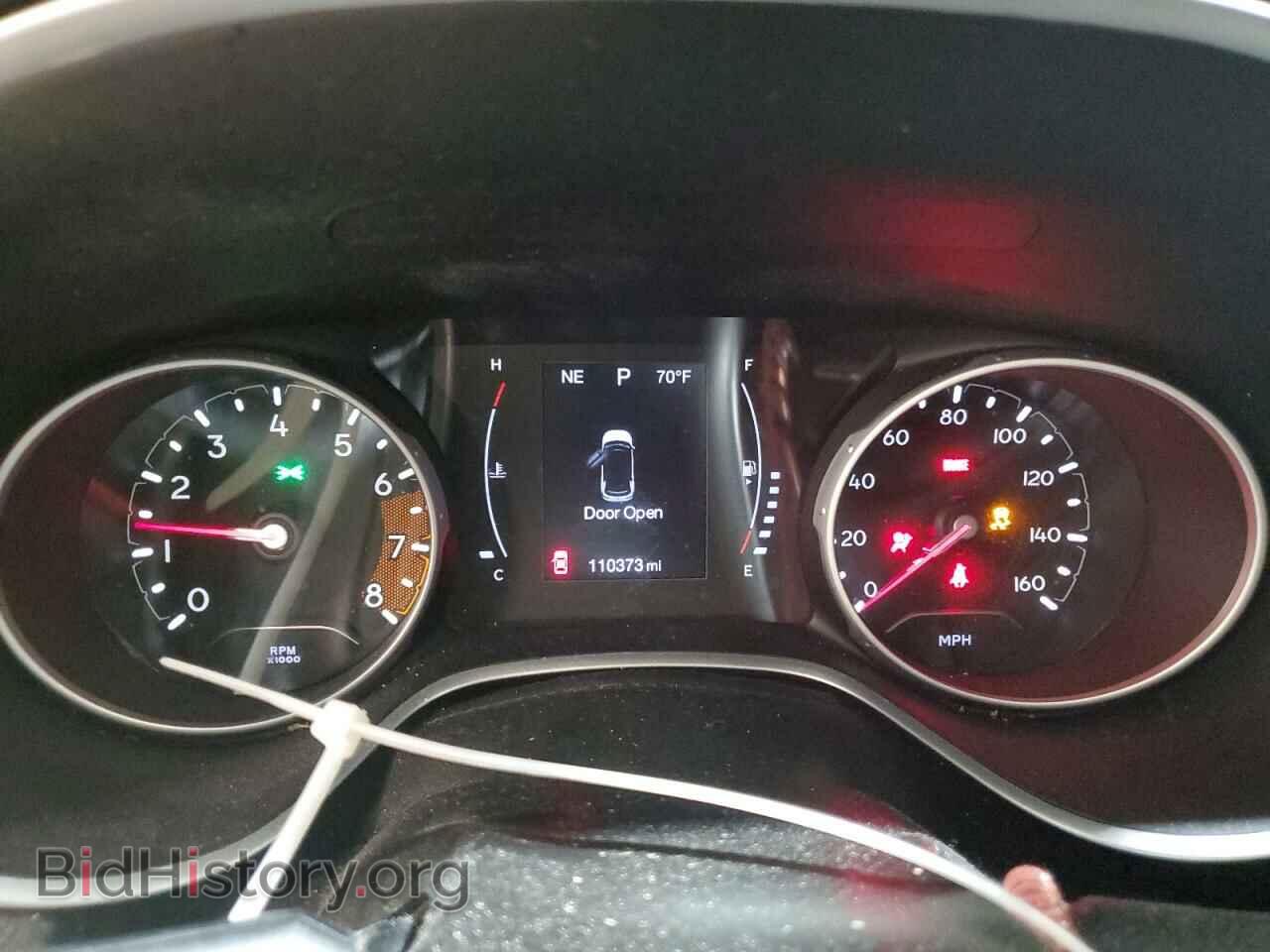 2018 JEEP COMPASS - VIN: 3C4NJDBB2JT435647 - Фото 9