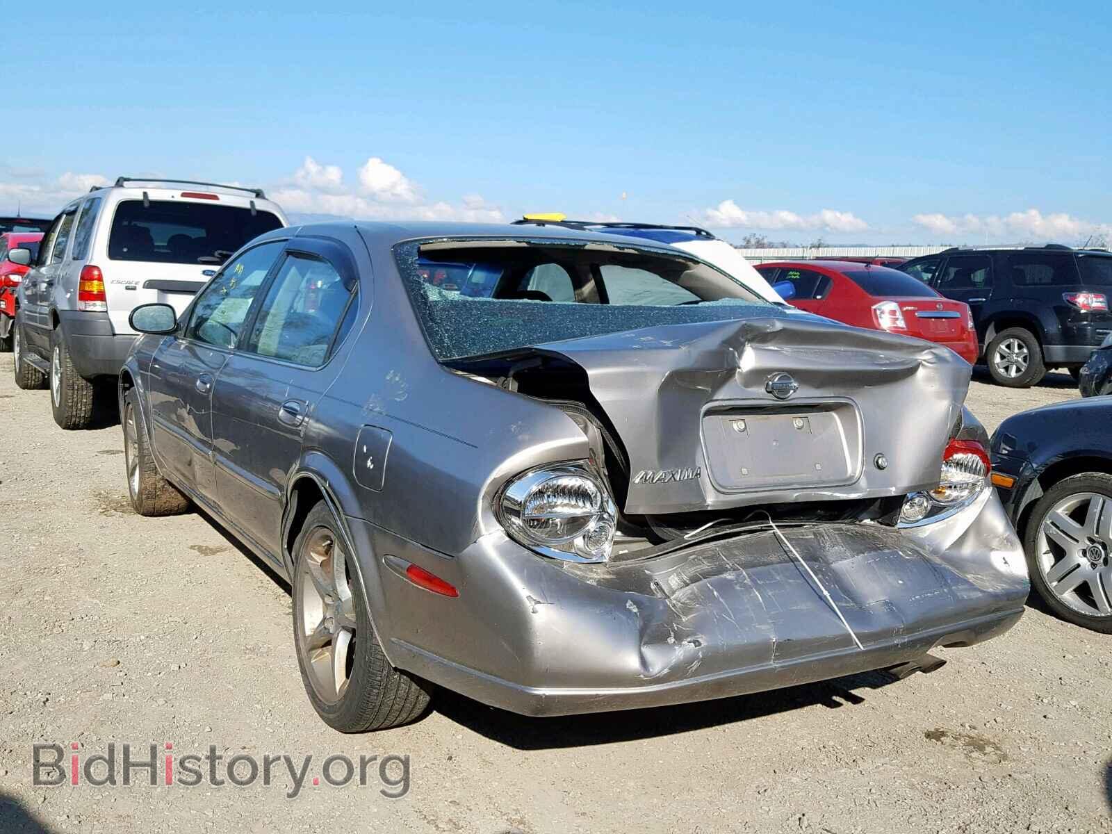 2000 NISSAN MAXIMA - VIN: JN1CA31D2YT760666 - Photo 3