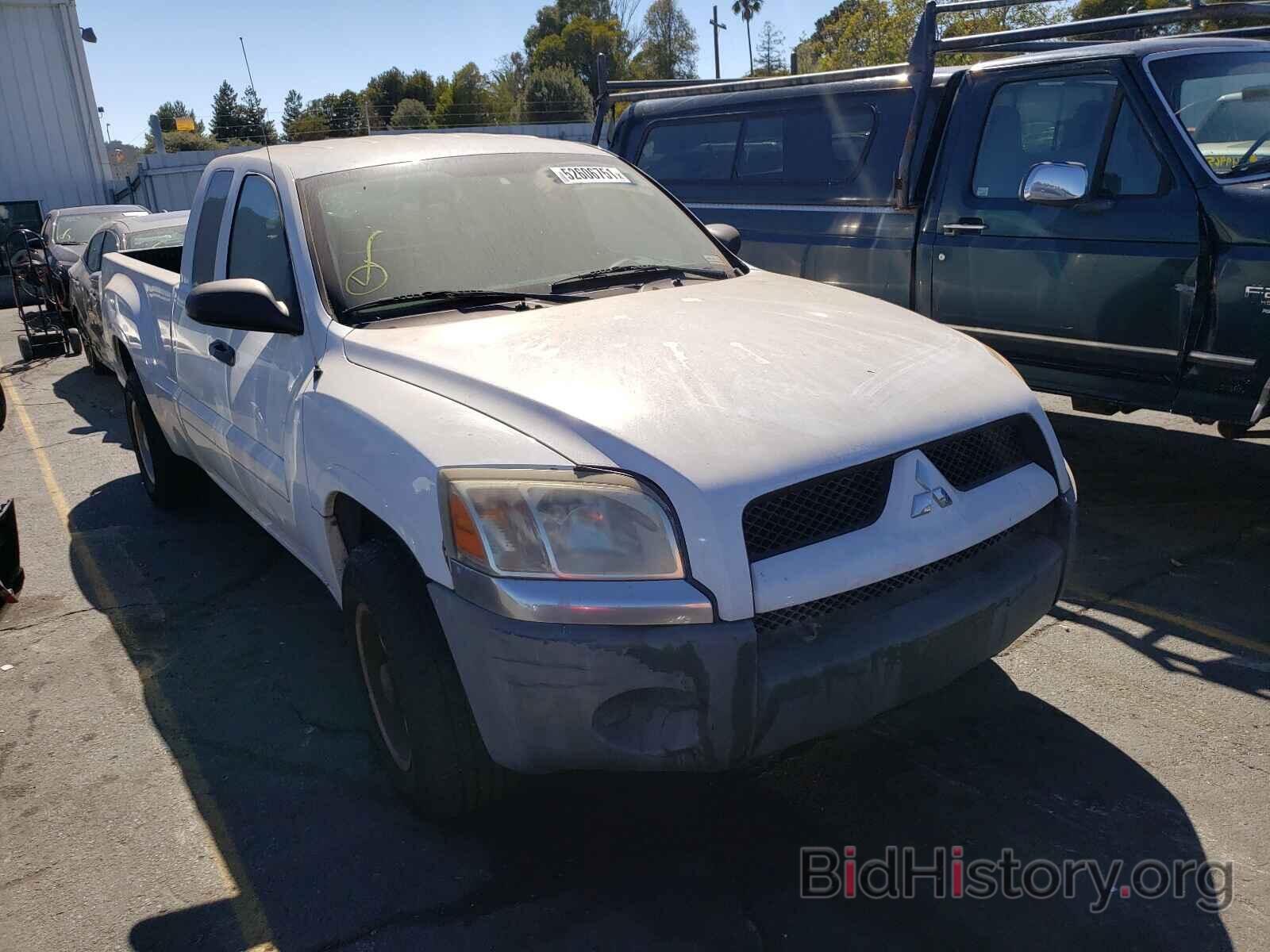 Photo 1Z7HC22K66S574124 - MITSUBISHI RAIDER 2006