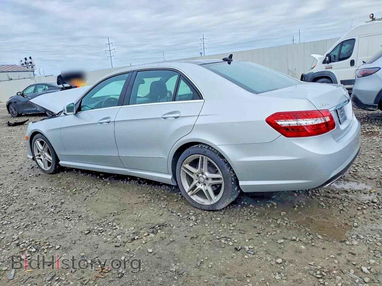 2013 MERCEDES-BENZ E-CLASS - VIN: WDDHF8JB0DA738399 - Фото 2