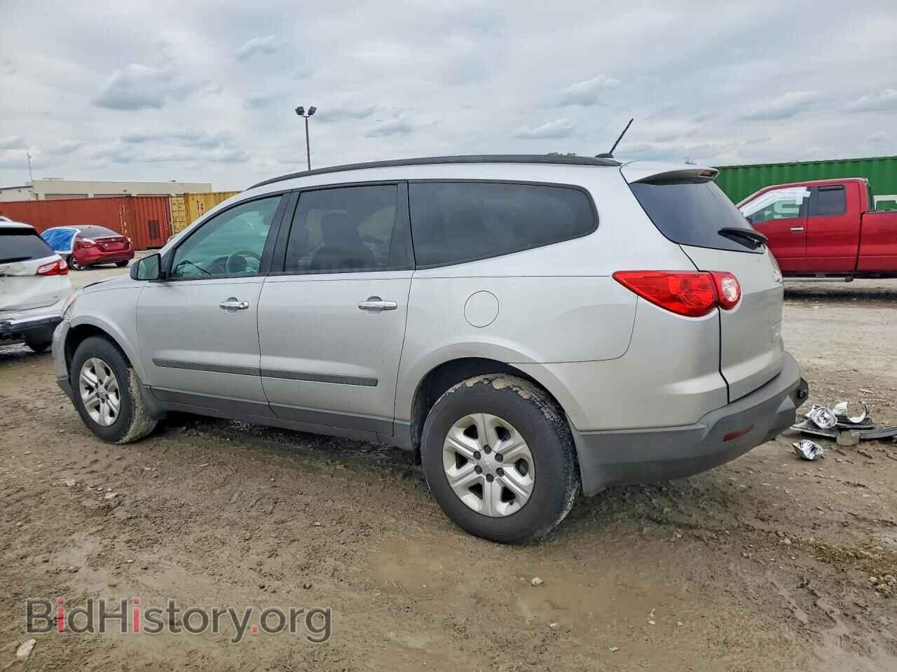 2012 CHEVROLET TRAVERSE - VIN: 1GNKRFED5CJ123750 - Photo 2