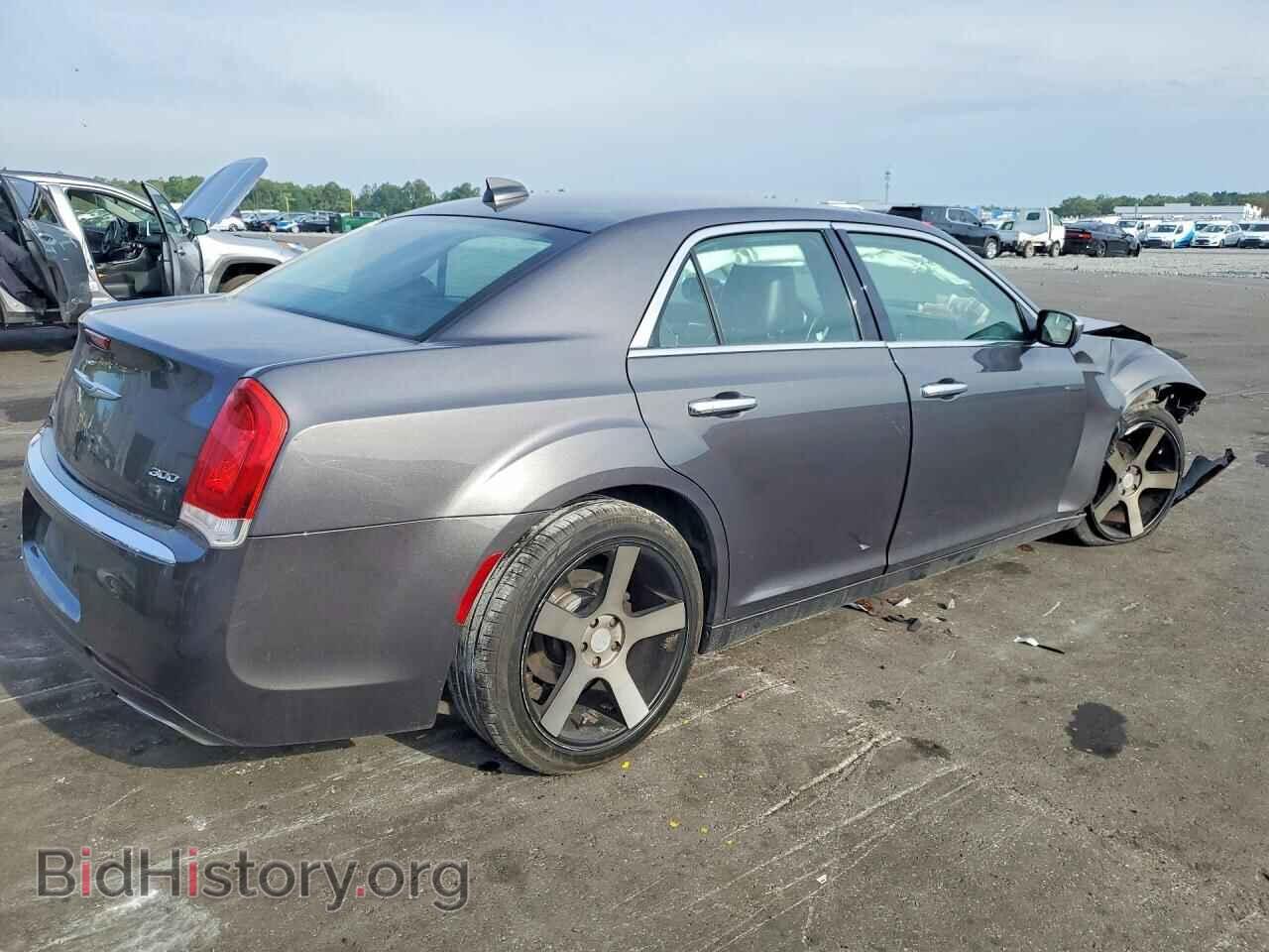 2019 CHRYSLER 300 - VIN: 2C3CCAEG9KH693542 - Фото 3