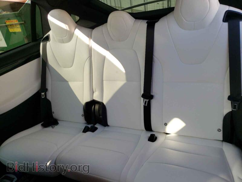 2020 Tesla MODEL X (VIN 5YJXCDE22LF219510) — фото 6 из 10