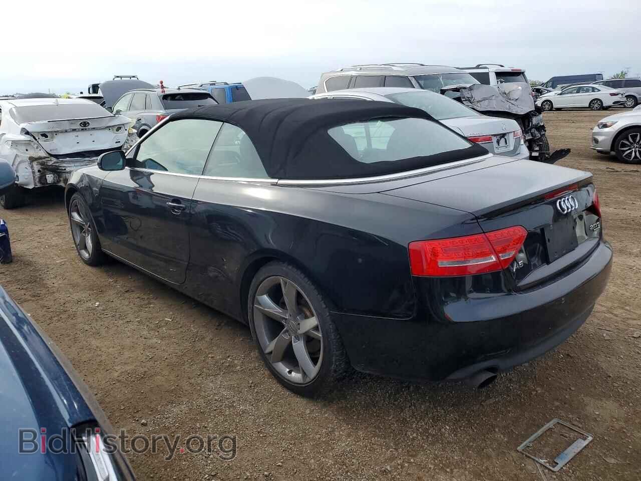 2011 AUDI A5 - VIN: WAULFAFH1BN008318 - Фото 2