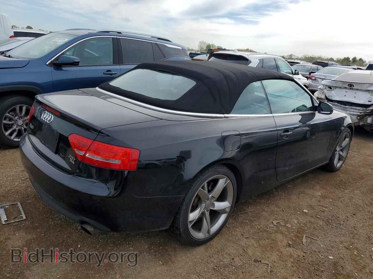 2011 AUDI A5 - VIN: WAULFAFH1BN008318 - Фото 3
