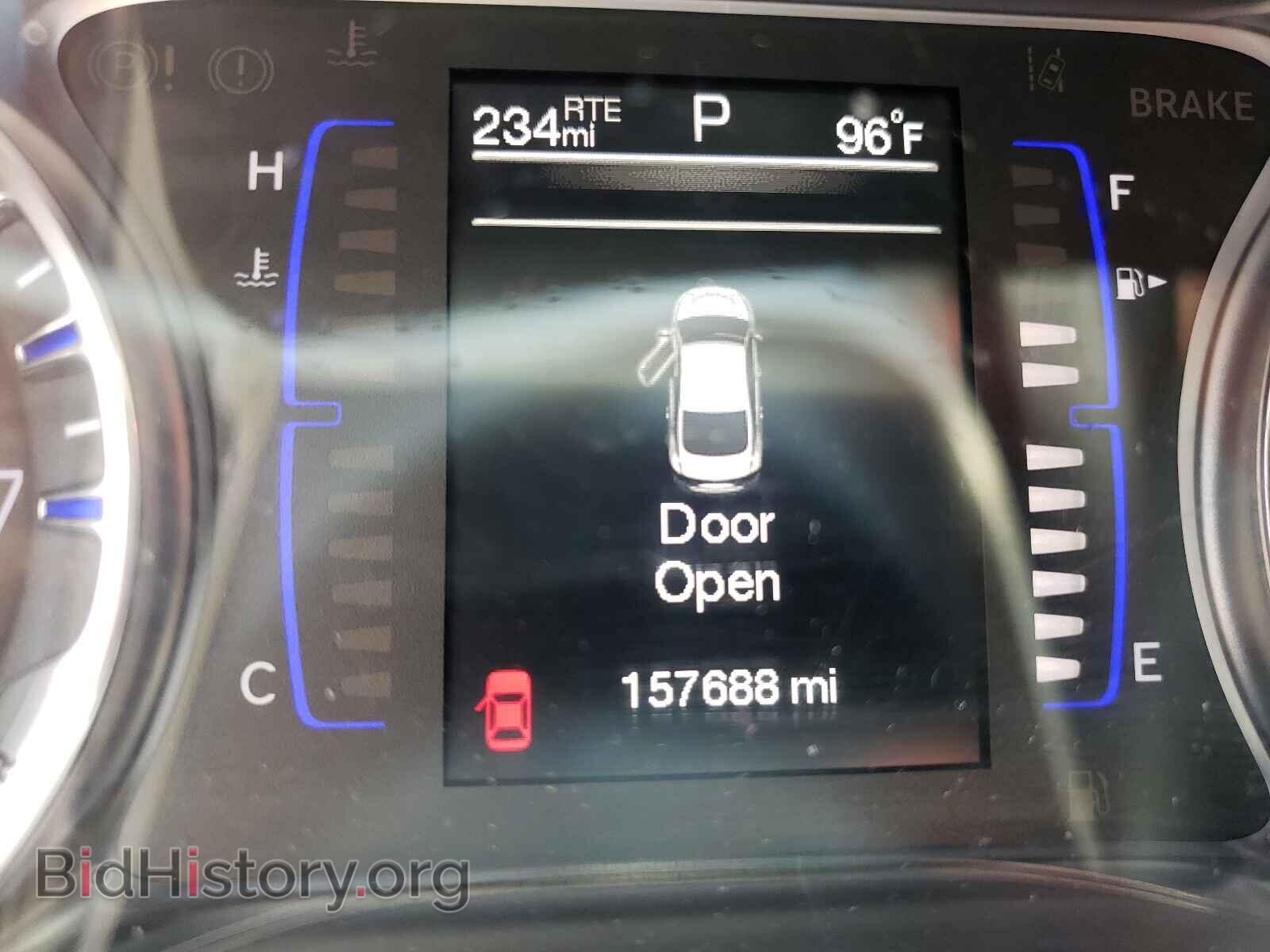 2015 CHRYSLER 200 - VIN: 1C3CCCABXFN737678 - Фото 8
