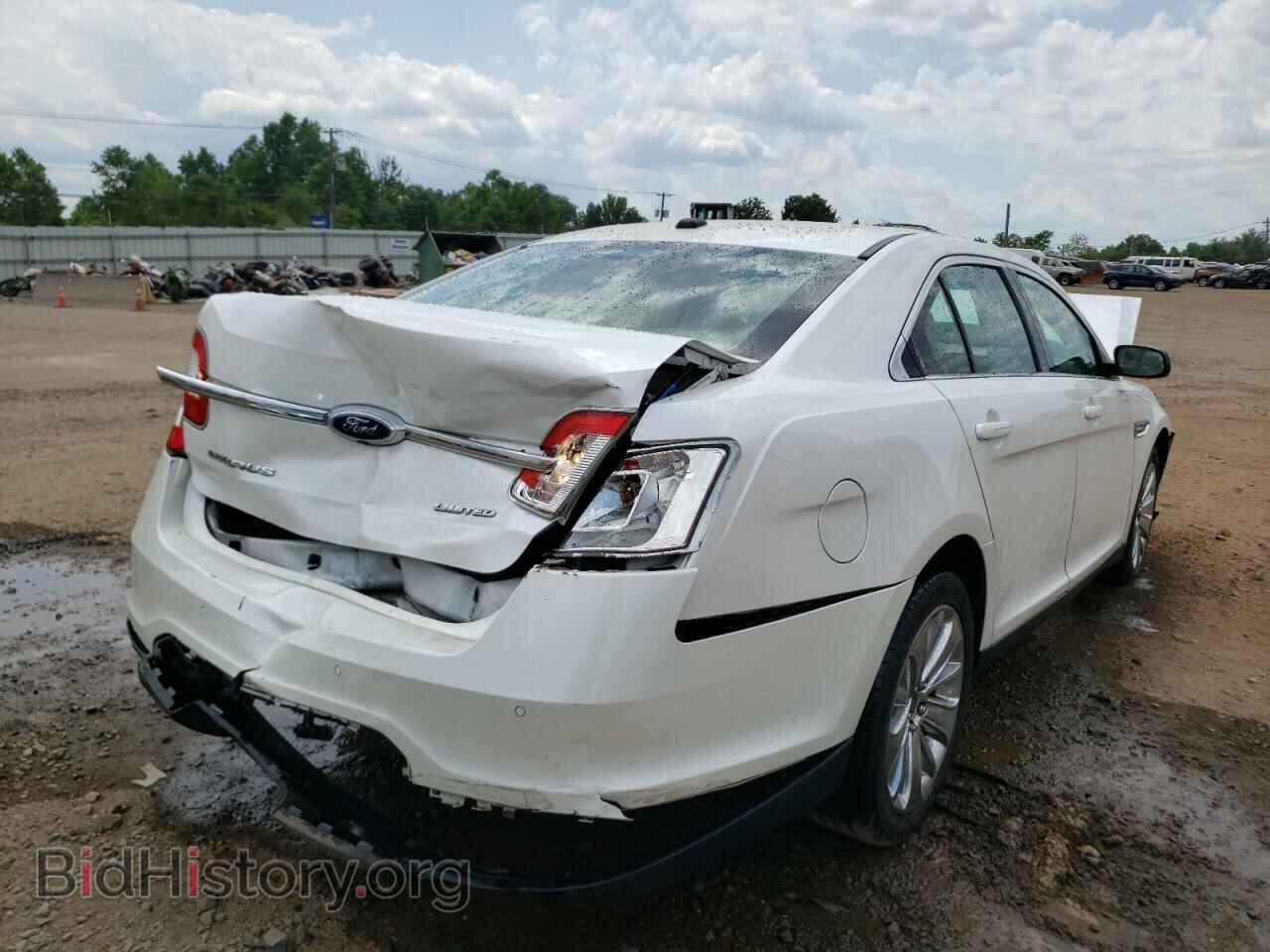 2010 FORD TAURUS - VIN: 1FAHP2FW9AG156185 - Фото 4