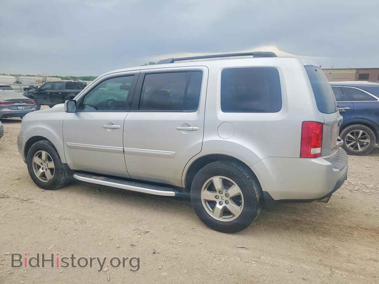 2011 HONDA PILOT - VIN: 5FNYF4H75BB038127 - Фото 2