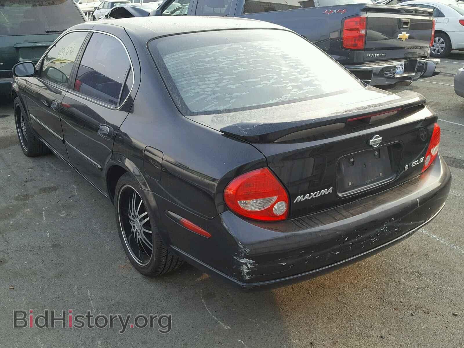 2000 NISSAN MAXIMA - VIN: JN1CA31D3YT758490 - Photo 3