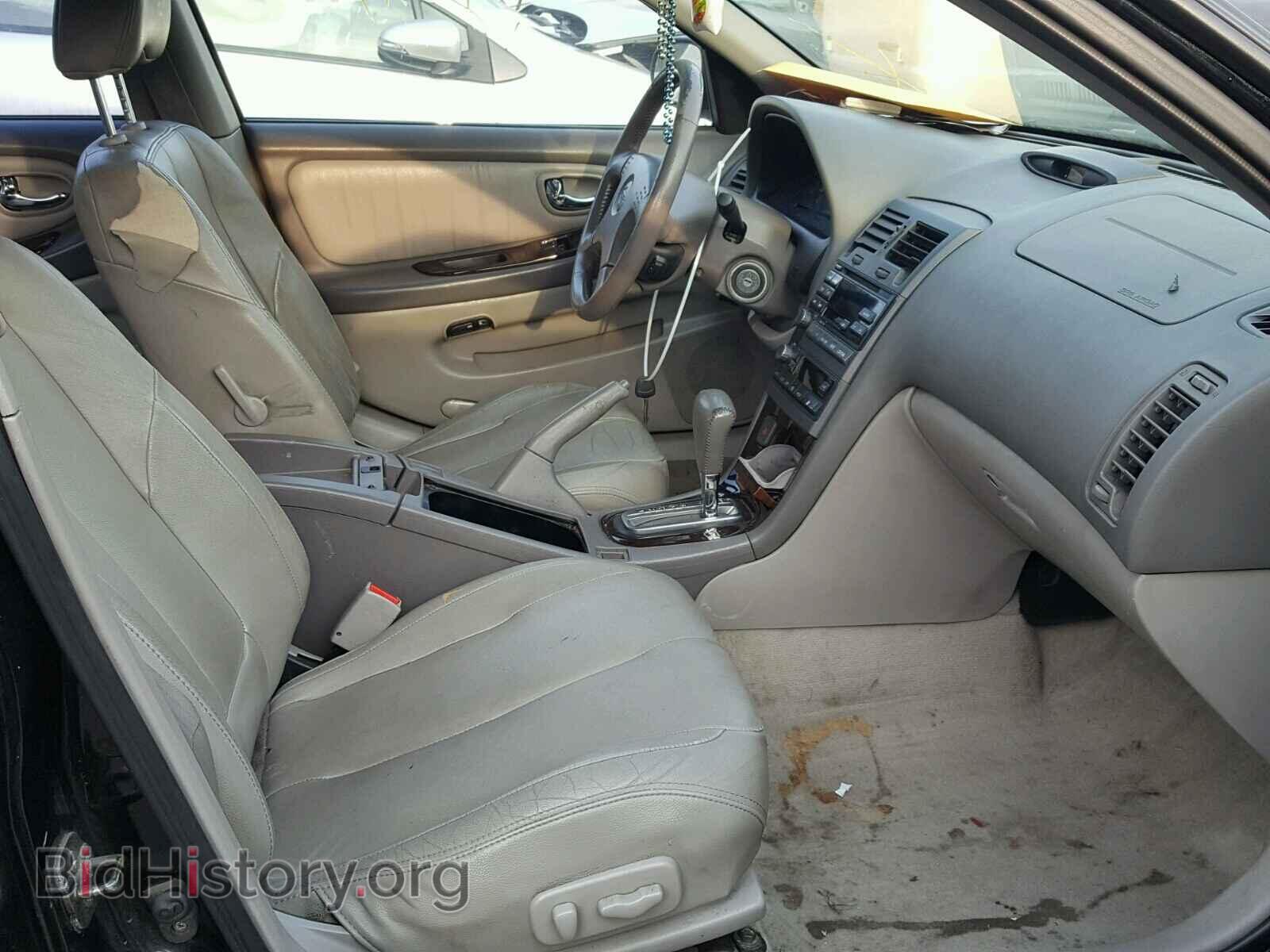 2000 NISSAN MAXIMA - VIN: JN1CA31D3YT758490 - Photo 5
